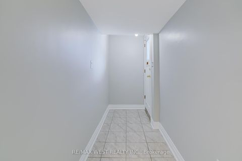 Photo 31 at 101 Tall Grass Trail, East Woodbridge, Vaughan Photo 31 at 101 Tall Grass Trail, East Woodbridge, Vaughan