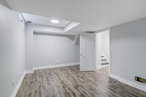 Photo 37 at 101 Tall Grass Trail, East Woodbridge, Vaughan Photo 37 at 101 Tall Grass Trail, East Woodbridge, Vaughan