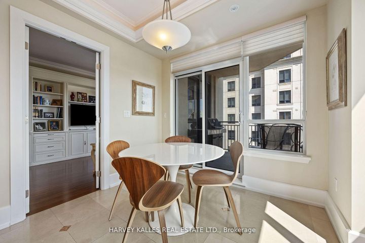 Photo 7 at 1602B - 660 Sheppard Avenue E, Bayview Village, Toronto