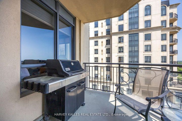 Photo 8 at 1602B - 660 Sheppard Avenue E, Bayview Village, Toronto