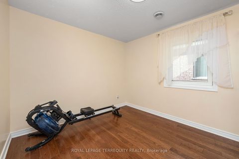 Photo 22 at 111 English Oak Drive, Oak Ridges Lake Wilcox, Richmond Hill