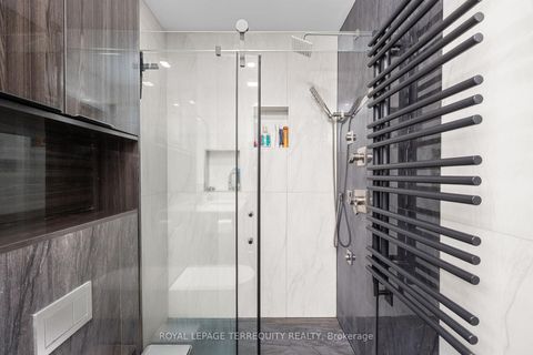 Photo 26 at 111 English Oak Drive, Oak Ridges Lake Wilcox, Richmond Hill