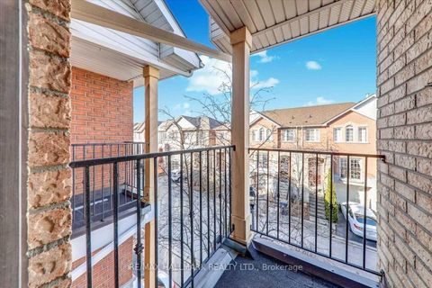 Photo 4 at 29 Tollgate Mews, Scarborough Village, Toronto