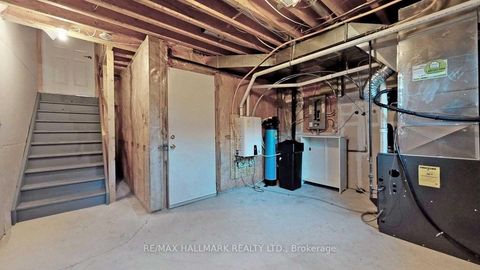 Photo 14 at 29 Tollgate Mews, Scarborough Village, Toronto