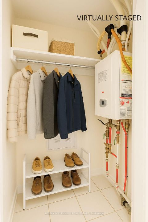 Photo 12 at 267 - 60 Parrotta Drive, Pelmo Park W5, Toronto