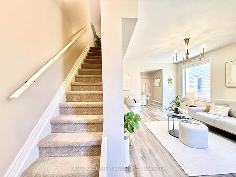 Photo 1 at 59 Park Street, Queen's Park, Barrie