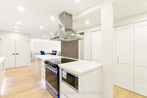 Photo 6 at 706 - 299 Mill Road, Markland Wood, Toronto