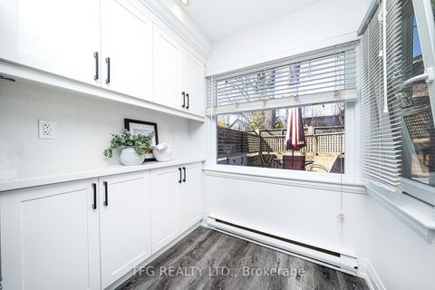 Photo 4 at 7 - 120 Glen Manor Drive, The Beaches, Toronto