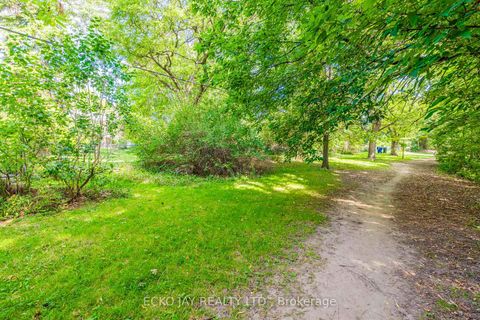 Photo 34 at 46 Wallingford Road, Donalda, Toronto