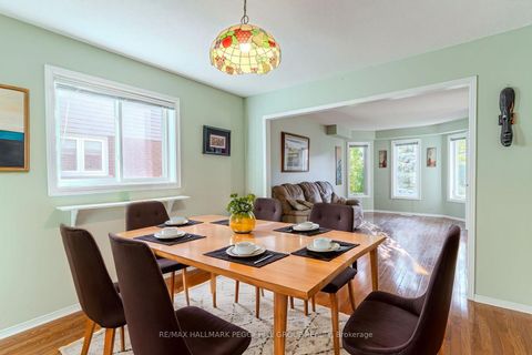 Photo 4 at 58 McDougall Drive, West Bayfield, Barrie Photo 4 at 58 McDougall Drive, West Bayfield, Barrie