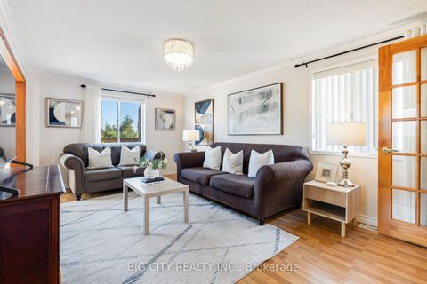 Photo 2 at 87 Wessenger Drive, Holly, Barrie