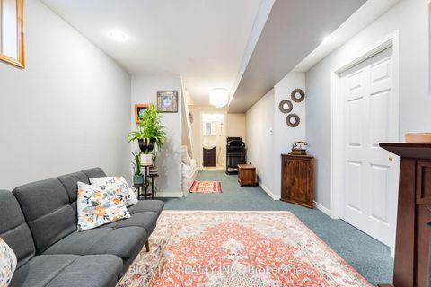 Photo 16 at 87 Wessenger Drive, Holly, Barrie