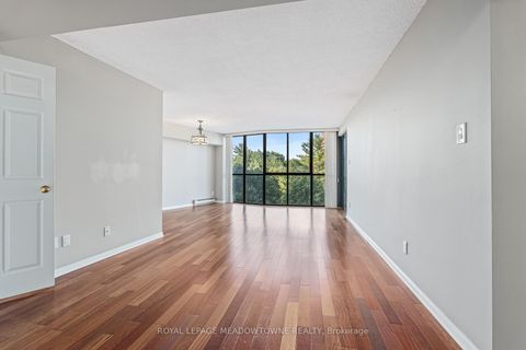 Photo 7 at 506 - 1230 Marlborough Court, CP College Park, Oakville