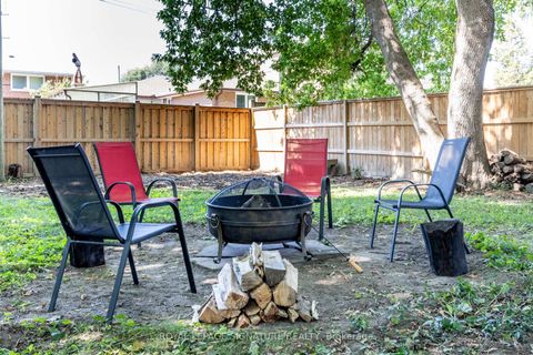 Photo 39 at 116 Milton Street, Queensway, Toronto