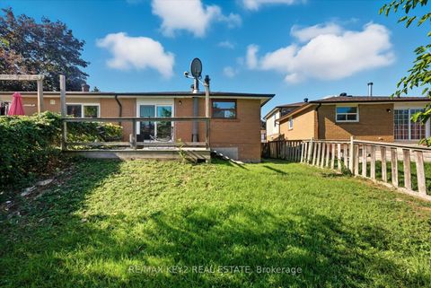 Photo 23 at 73 Glen Springs Drive, L'Amoreaux, Toronto