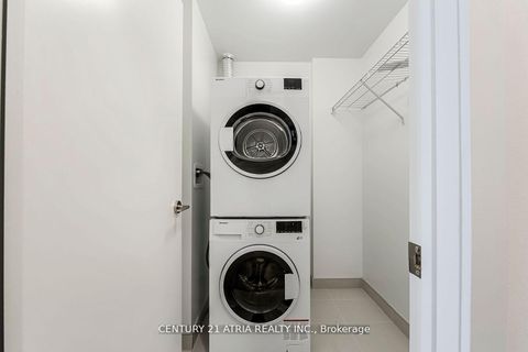 Photo 8 at 224 - 1787 St Clair Avenue W, Pellam Park, Toronto