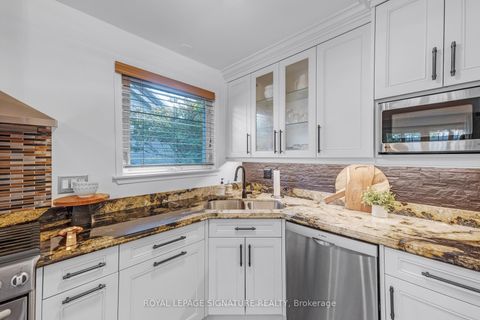 Photo 10 at 41 Denver Crescent, Henry Farm, Toronto