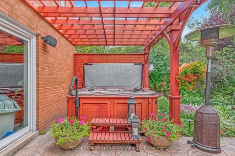 Photo 41 at 41 Denver Crescent, Henry Farm, Toronto
