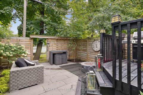 Photo 15 at 115 Cottingham Street, St. Clair, Toronto