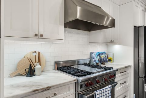 Photo 14 at 260 Indian Road, Swansea, Toronto
