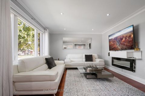 Photo 1 at 25 Silvercrest Avenue, Alderwood, Toronto