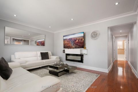 Photo 2 at 25 Silvercrest Avenue, Alderwood, Toronto