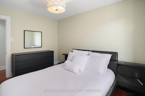 Photo 7 at 25 Silvercrest Avenue, Alderwood, Toronto Photo 7 at 25 Silvercrest Avenue, Alderwood, Toronto