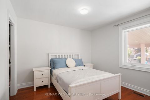 Photo 8 at 25 Silvercrest Avenue, Alderwood, Toronto