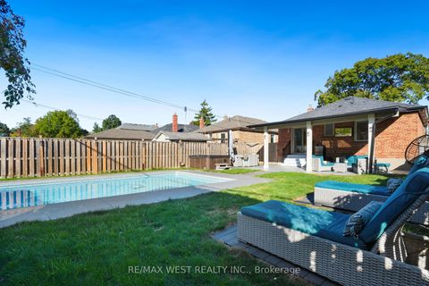 Photo 27 at 25 Silvercrest Avenue, Alderwood, Toronto