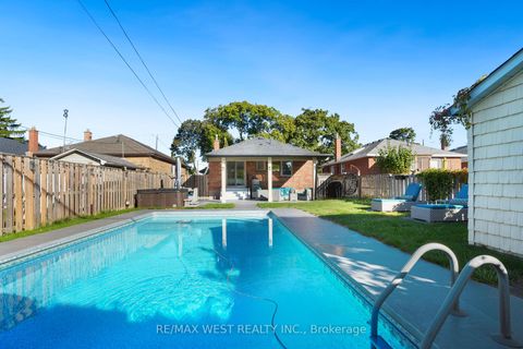 Photo 28 at 25 Silvercrest Avenue, Alderwood, Toronto
