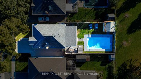 Photo 33 at 25 Silvercrest Avenue, Alderwood, Toronto