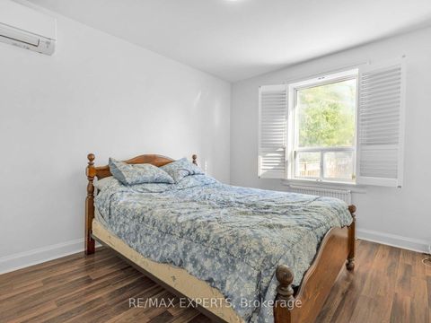 Photo 8 at 1001 Castlefield Avenue, Belgravia, Toronto Photo 8 at 1001 Castlefield Avenue, Belgravia, Toronto