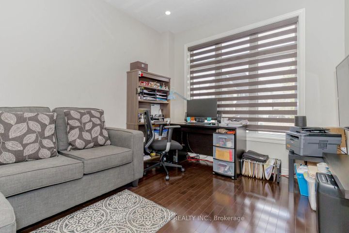 Photo 6 at 122 Squire Ellis Drive, Toronto Gore Rural Estate, Brampton