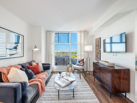 Photo 13 at 903 - 409 Bloor Street E, North St. James Town, Toronto