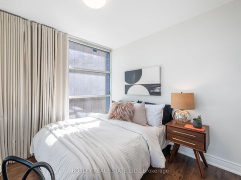 Photo 19 at 903 - 409 Bloor Street E, North St. James Town, Toronto