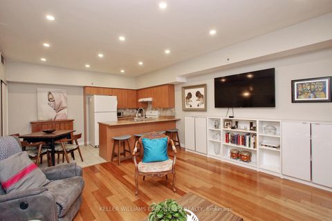 Photo 9 at 109 - 1837 Eglinton Avenue E, Victoria Village, Toronto