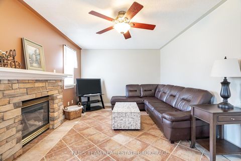 Photo 12 at 17 Nicole Marie Avenue, East Bayfield, Barrie Photo 12 at 17 Nicole Marie Avenue, East Bayfield, Barrie