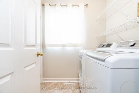 Photo 14 at 17 Nicole Marie Avenue, East Bayfield, Barrie