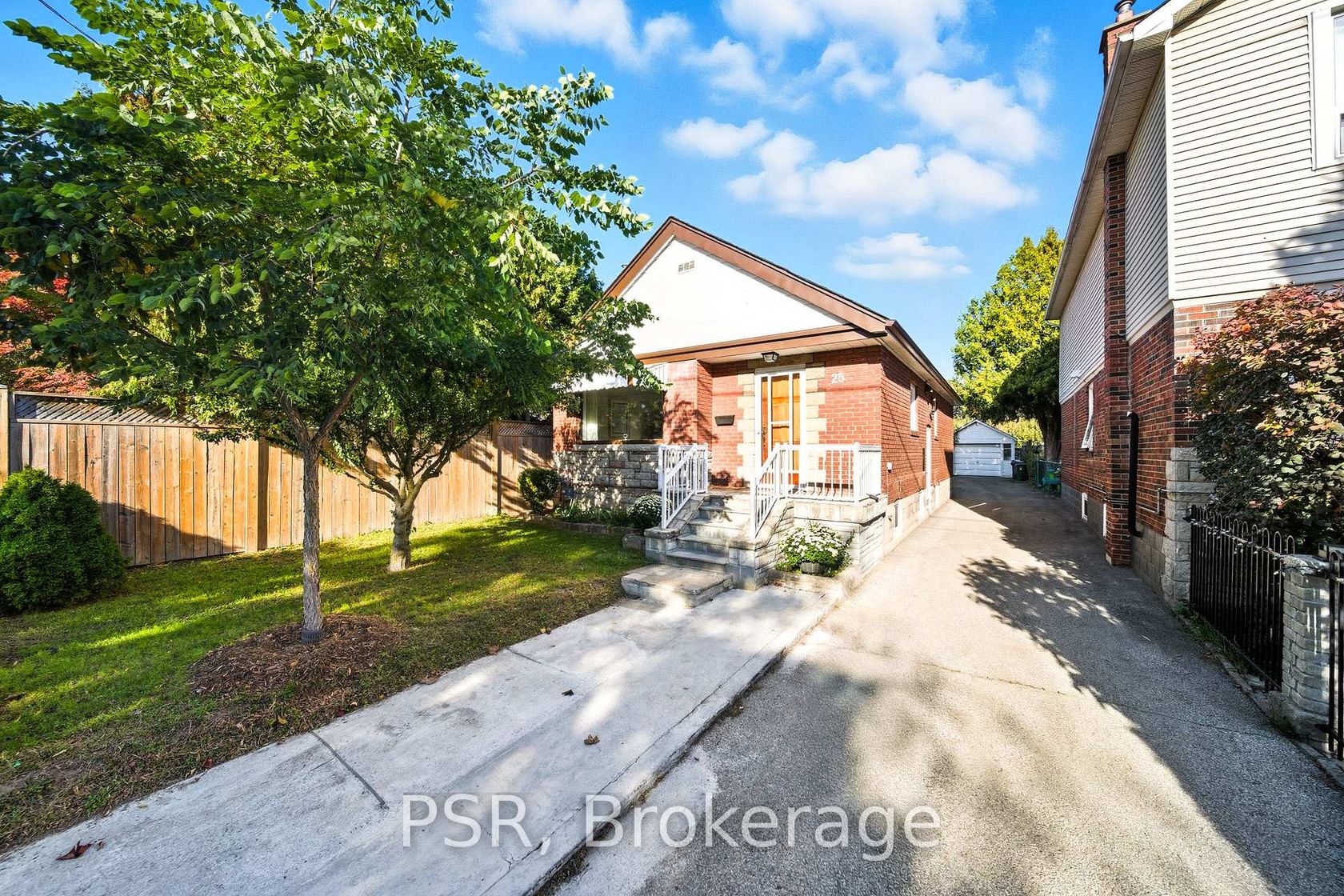 25 Knight Street, East York, Toronto  by Loree Meneguzzi Real Estate 25 Knight Street, East York, Toronto