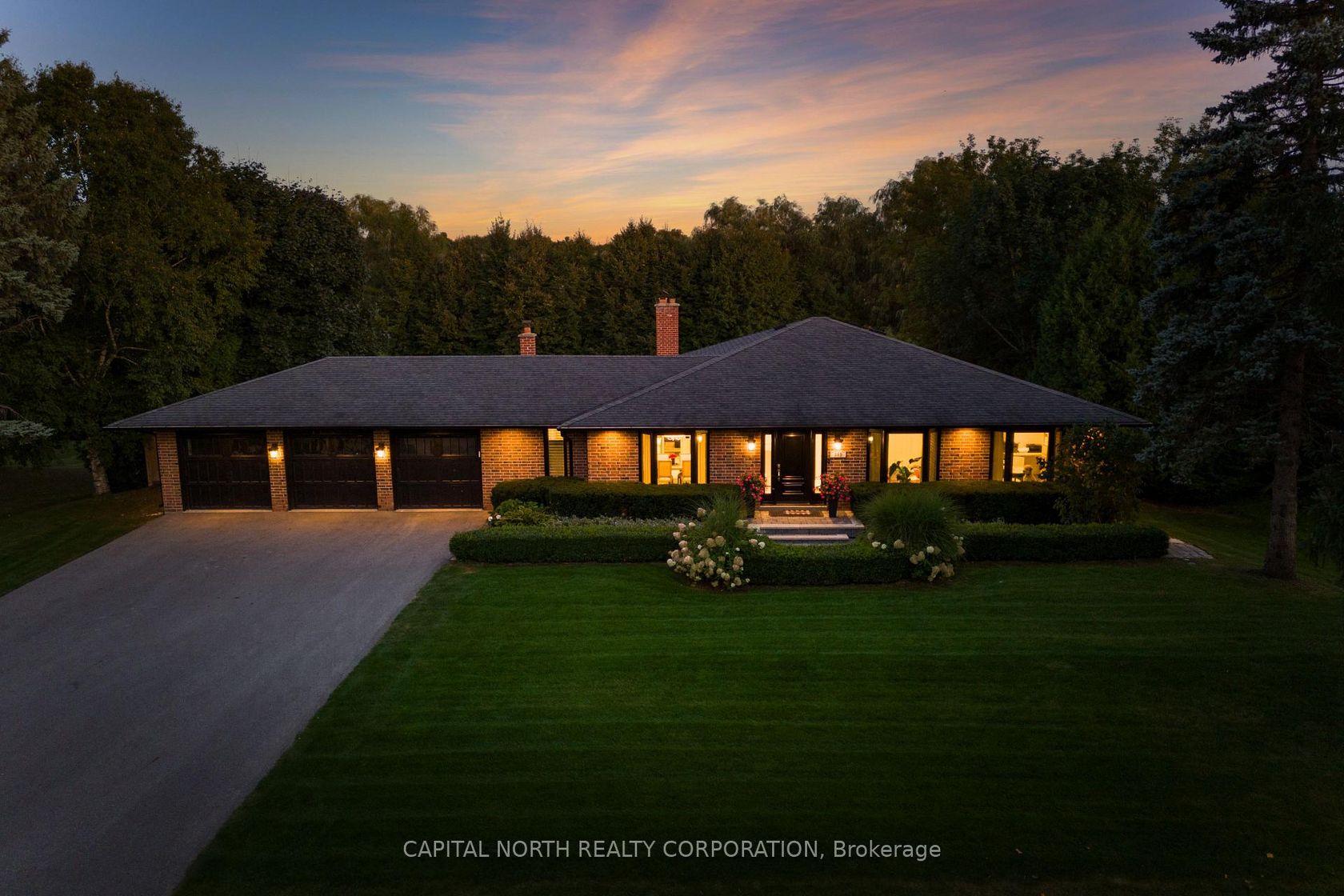 360 Warren Road, King City, King 