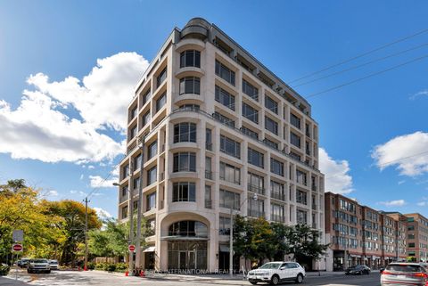 Photo 1 at 301 - 128 Hazelton Avenue, Annex, Toronto