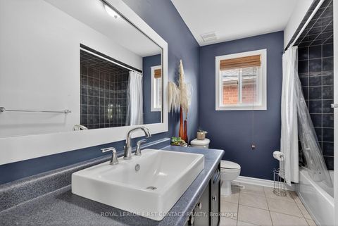 Photo 25 at 122 Northview Crescent, Northwest, Barrie