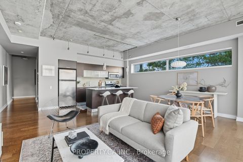 Photo 10 at 403 - 10 Morrison Street, Waterfront Communities C1, Toronto