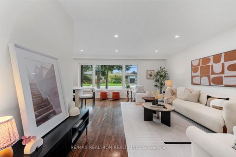 Photo 1 at 195 Honiton Street, Bathurst Manor, Toronto