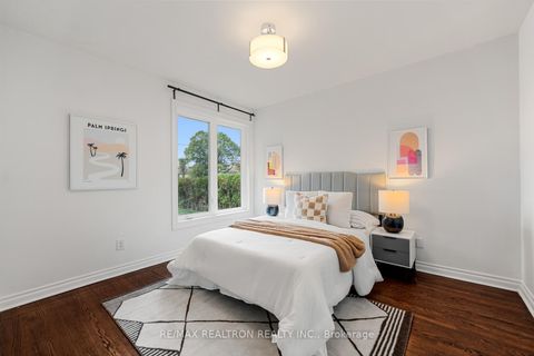 Photo 18 at 195 Honiton Street, Bathurst Manor, Toronto