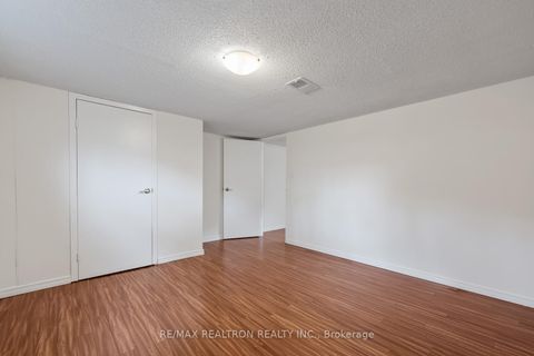 Photo 36 at 195 Honiton Street, Bathurst Manor, Toronto