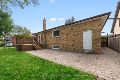 Photo 42 at 195 Honiton Street, Bathurst Manor, Toronto