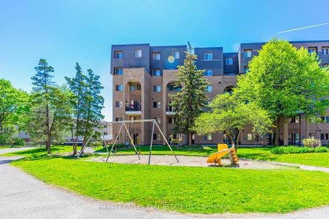 Photo 22 at 142 - 4001 Don Mills Road, Hillcrest Village, Toronto