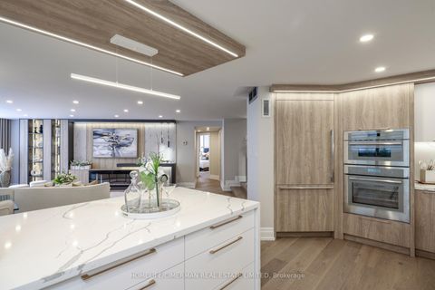 Photo 13 at 1002 - 240 Heath Street W, Forest Hill South, Toronto