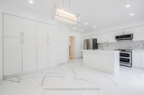 Photo 11 at 2029 Westmount Drive, WM Westmount, Oakville